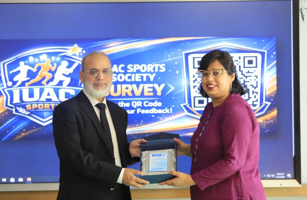 Dr. Abid Shrwani Advocate Intellectual Session with Iqra University Student